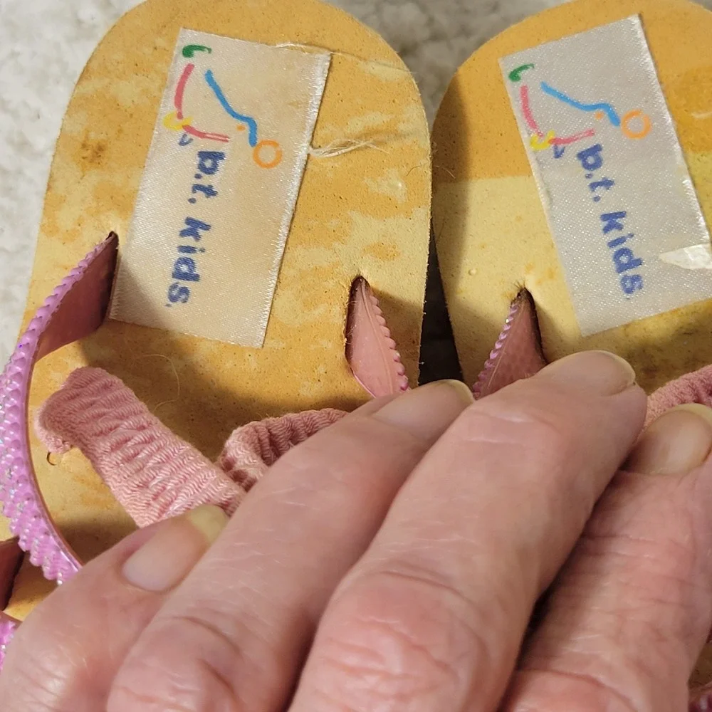 P.T. Kids Girls Pink Rhinestone Slide Sandals Wood Look‎ Sole Toddler Size 6/7